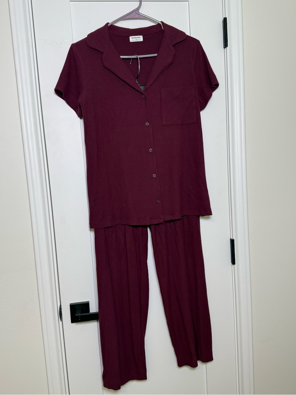 Tommy John Women's Ribbed Pajama Set in Burgundy
